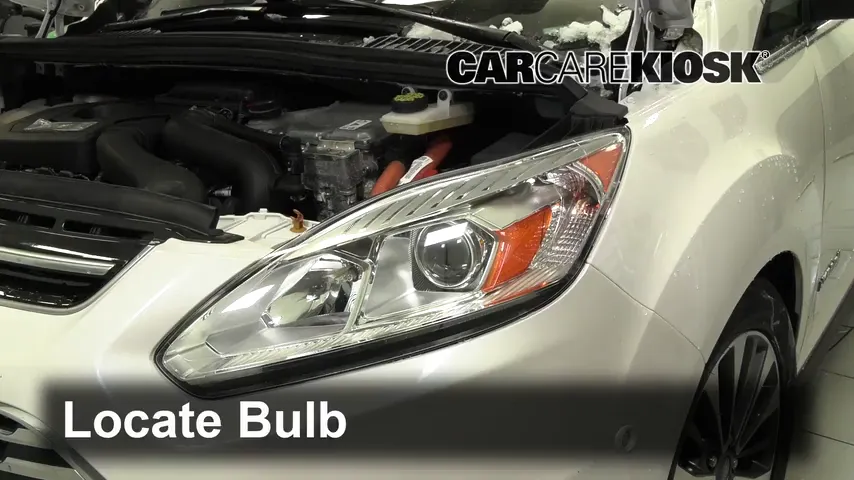 2018 Ford C-Max Hybrid Titanium 2.0L 4 Cyl. Lights Turn Signal - Front (replace bulb)
